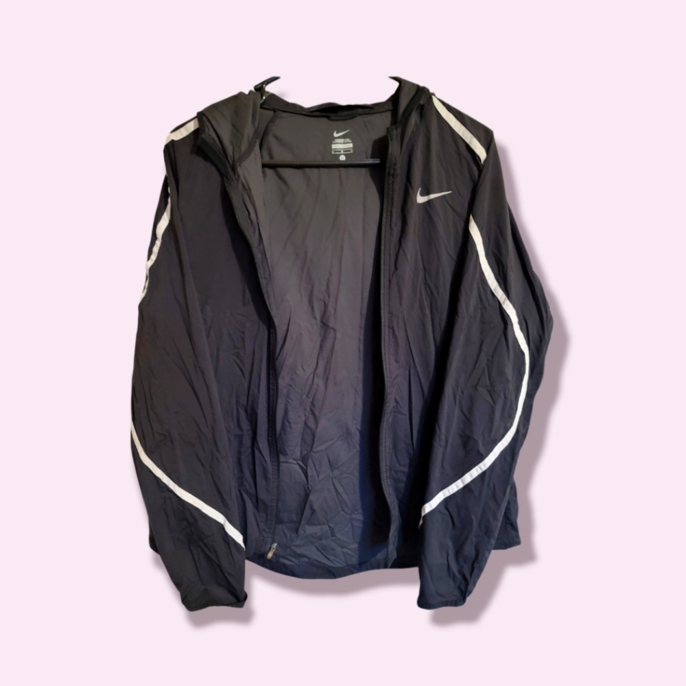 Nike wind breaker jacket